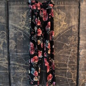 Shein Floral Dress Pant Size Medium 6 Tie Waist Ruffled Trim
